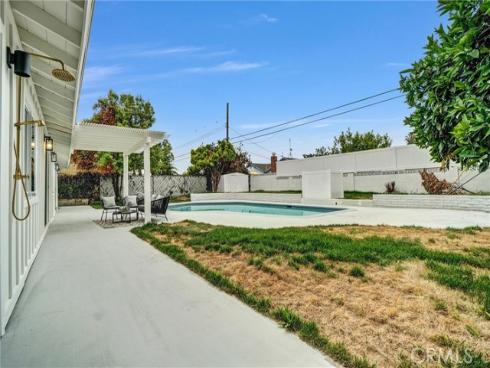 2842 E Virginia Avenue, Anaheim, CA