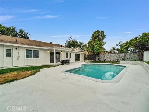 2842 E Virginia Avenue, Anaheim, CA