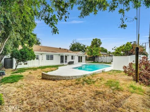 2842 E Virginia Avenue, Anaheim, CA