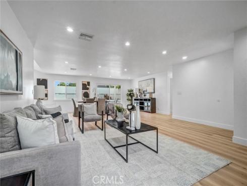 2842 E Virginia Avenue, Anaheim, CA