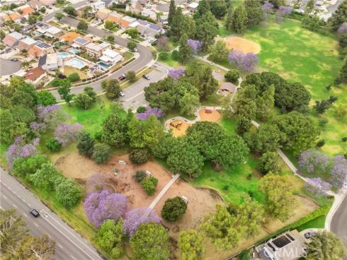 6198 E Camino Correr  , Anaheim, CA