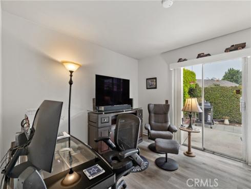 1724 N Oakwood Avenue, Anaheim, CA