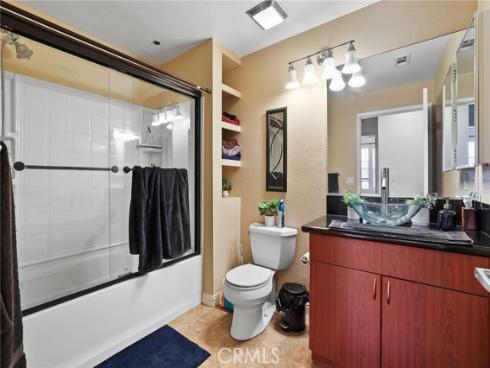 1801 E Katella Ave 3147 , Anaheim, CA