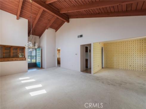 2011 W Katella  61  Avenue, Anaheim, CA