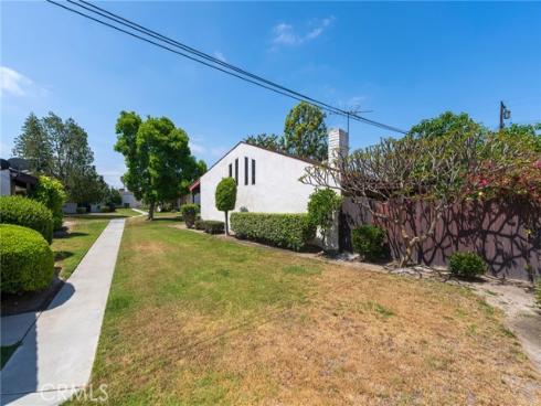 2011 W Katella  61  Avenue, Anaheim, CA