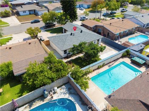 2545 W Greenacre Avenue, Anaheim, CA