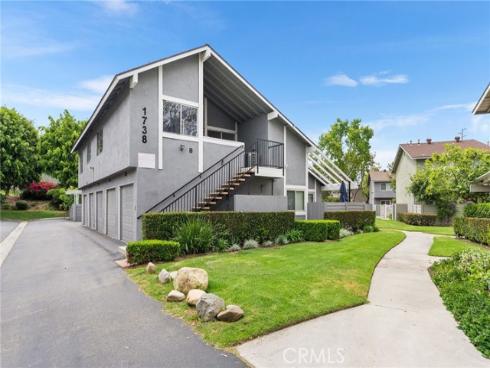 1738 N Cedar Glen  B  Drive, Anaheim, CA