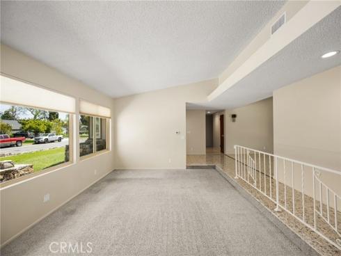 955 S Peregrine Place, Anaheim, CA