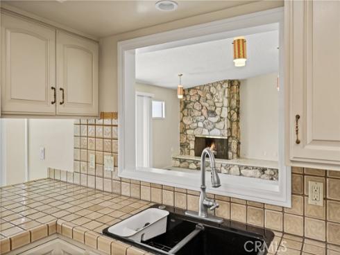 955 S Peregrine Place, Anaheim, CA