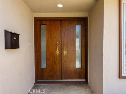 955 S Peregrine Place, Anaheim, CA