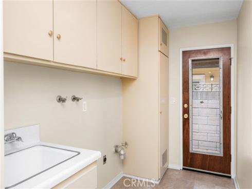 955 S Peregrine Place, Anaheim, CA