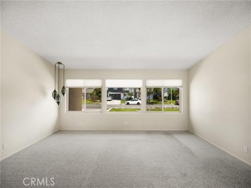 955 S Peregrine Place, Anaheim, CA