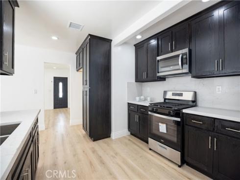 1016 N Wanda Drive, Anaheim, CA