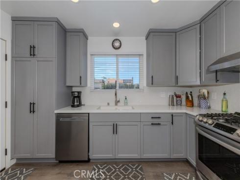 1727 E Romneya Drive, Anaheim, CA