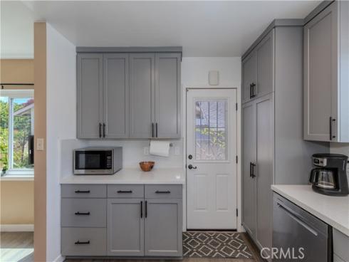 1727 E Romneya Drive, Anaheim, CA