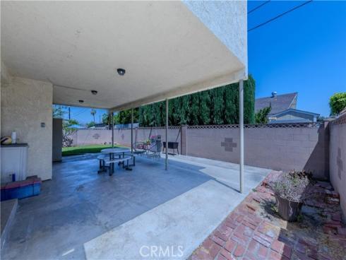 1727 E Romneya Drive, Anaheim, CA