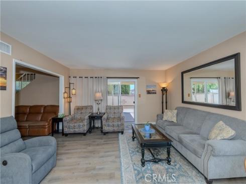 1727 E Romneya Drive, Anaheim, CA