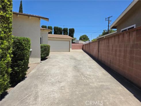 900 S Calico Circle, Anaheim, CA