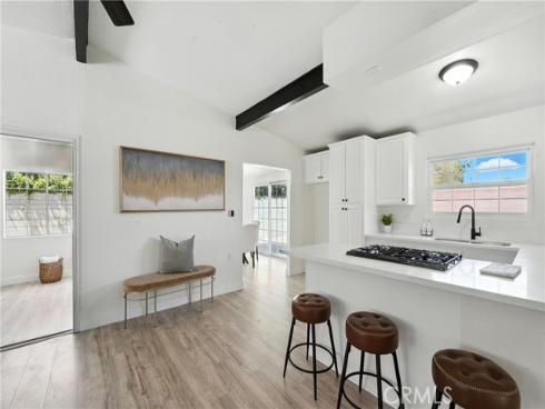 910 S Kenmore Street, Anaheim, CA