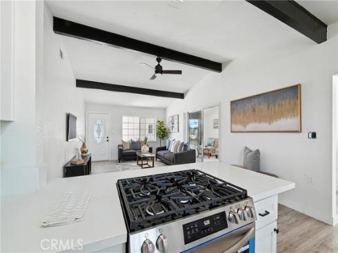 910 S Kenmore Street, Anaheim, CA