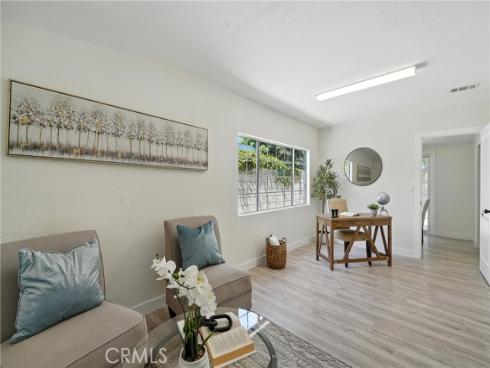 910 S Kenmore Street, Anaheim, CA