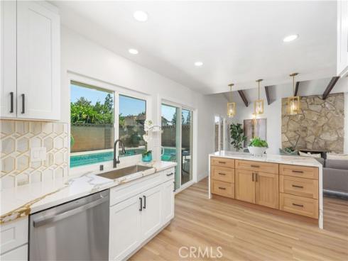 2418 E Standish Avenue, Anaheim, CA