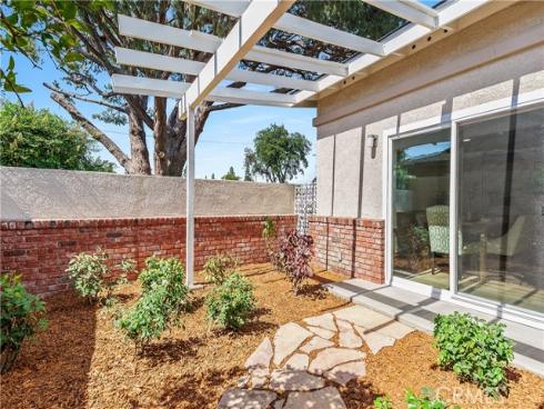 2418 E Standish Avenue, Anaheim, CA