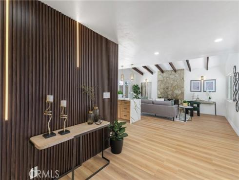 2418 E Standish Avenue, Anaheim, CA