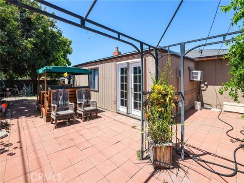 1002 N Iroquois Avenue, Anaheim, CA