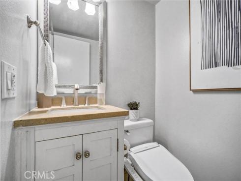 926 W Lamark Lane, Anaheim, CA