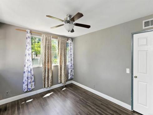 2045 W Clover Avenue, Anaheim, CA