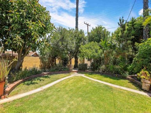 2045 W Clover Avenue, Anaheim, CA