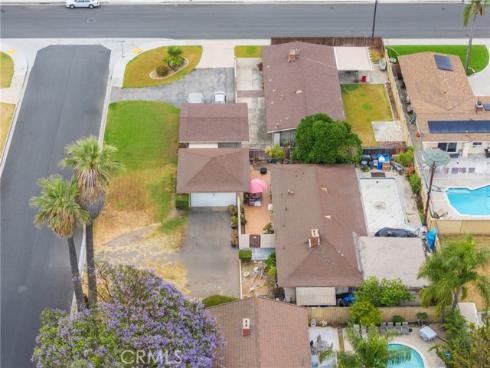 9692 Random Drive, Anaheim, CA