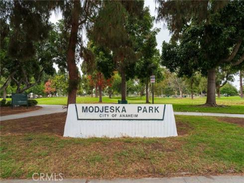 9692 Random Drive, Anaheim, CA