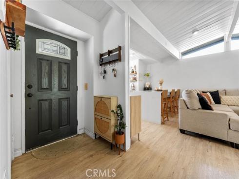 725 N Vine Street, Anaheim, CA