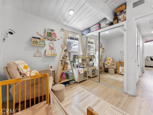 725 N Vine Street, Anaheim, CA