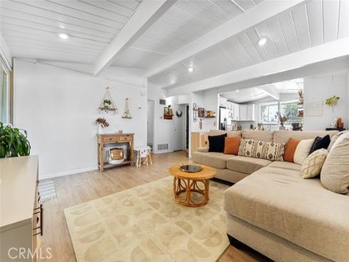 725 N Vine Street, Anaheim, CA