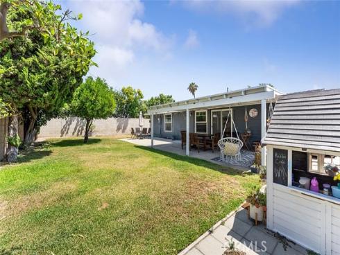 725 N Vine Street, Anaheim, CA