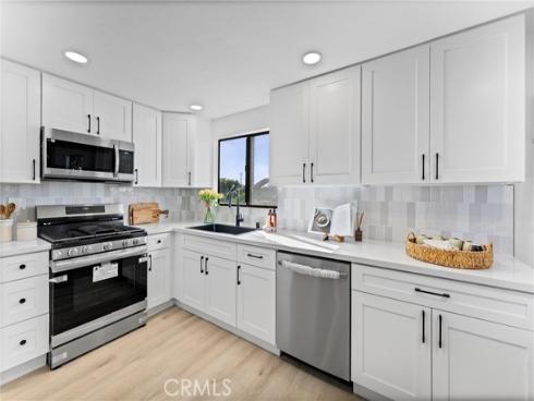 1262 E La Palma A Avenue, Anaheim, CA