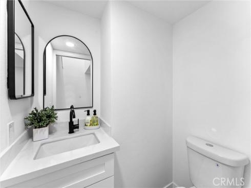 1262 E La Palma A Avenue, Anaheim, CA