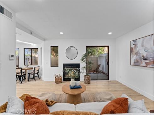 1262 E La Palma A Avenue, Anaheim, CA