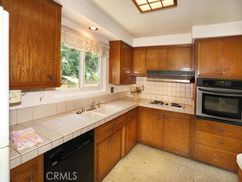 2816 E South St., Anaheim, CA