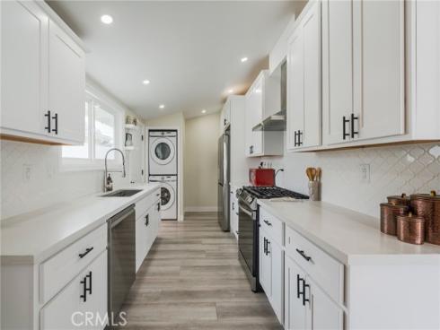 1925 W Beacon   Avenue, Anaheim, CA