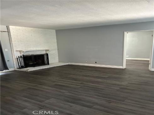 1015 N Roanne Place, Anaheim, CA