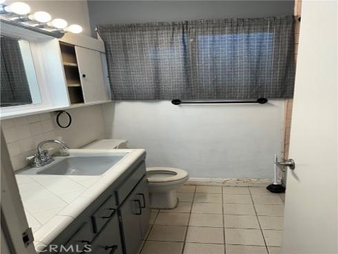 1015 N Roanne Place, Anaheim, CA