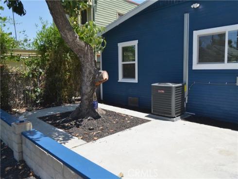 215 N Olive Street, Anaheim, CA