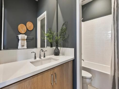 1872 S Union 26 Street, Anaheim, CA