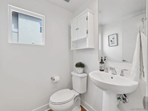 1531 W Bushell , Anaheim, CA