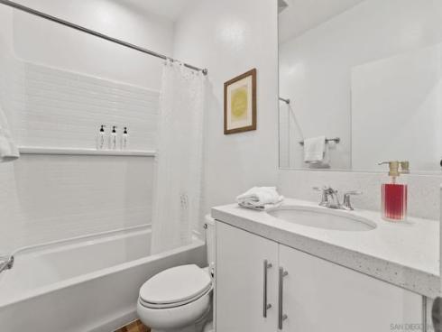 1531 W Bushell , Anaheim, CA