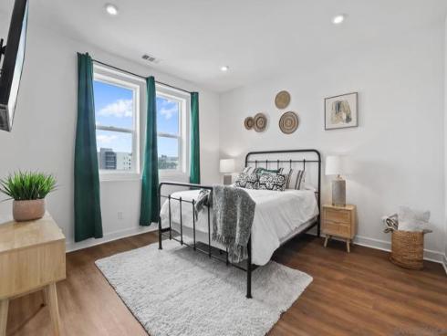 1531 W Bushell , Anaheim, CA